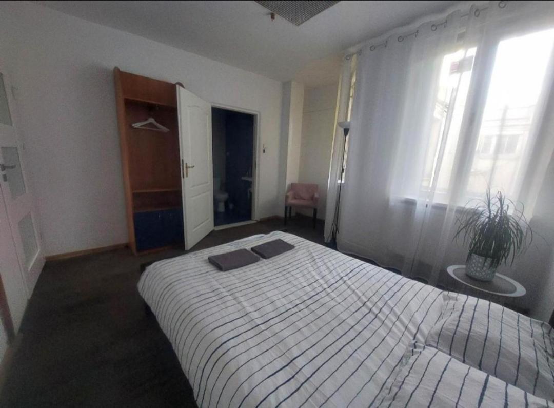 CentrumApartMamastudio Varşovia Cameră foto